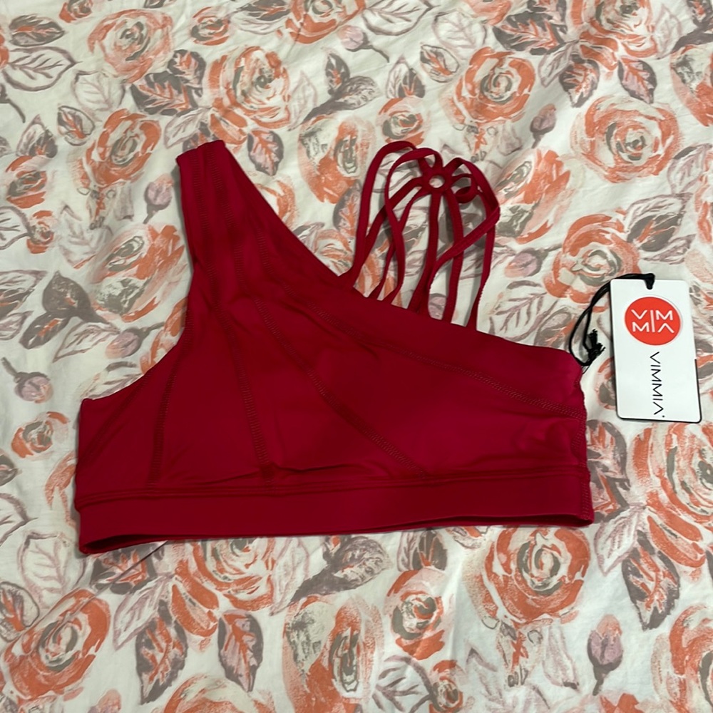 VMMA One Shoulder Sports Bra red size 8